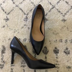 Naturalizer Anna Matte Black Pumps